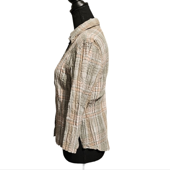 Dressbarn Earthtone Colored Crinkle Style Button Up Blouse Size M - Picture 3 of 8